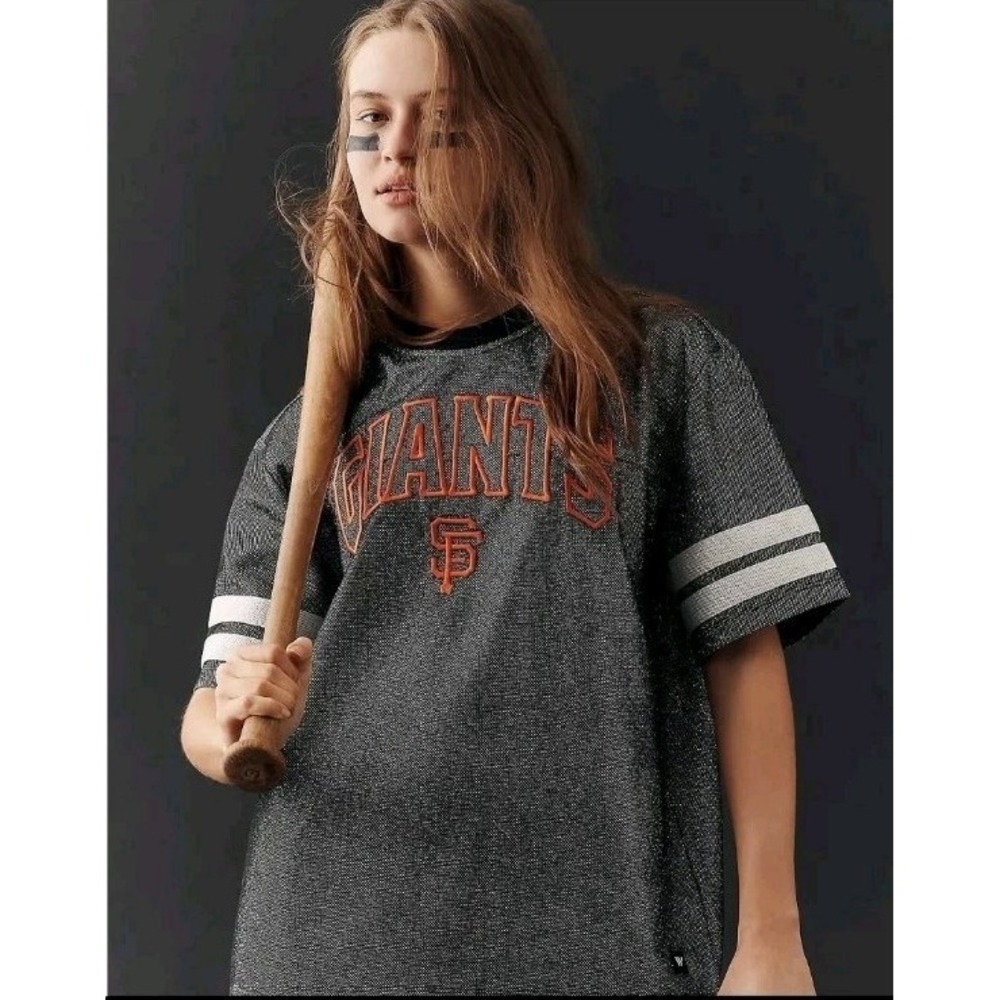 NWT The Wild Collective x Anthropologie MLB SF Giants Tee Shirt Size Medium
